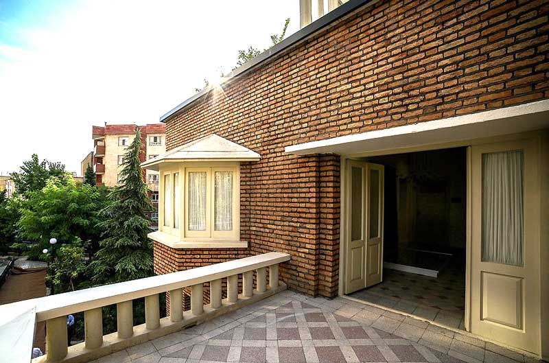لرزاده، استاد معماری 5 استاد معماری، لرزاده